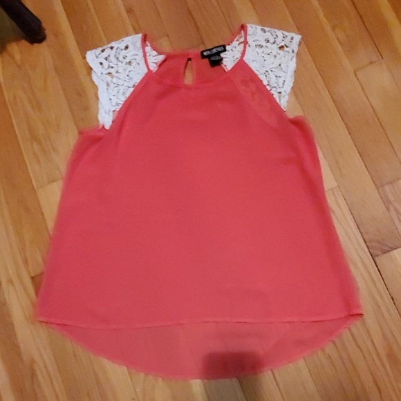 Miss chevious blouse - Picture 1 of 3